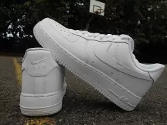 Reference photo: Nike Air Force 1 trainers — EU 42